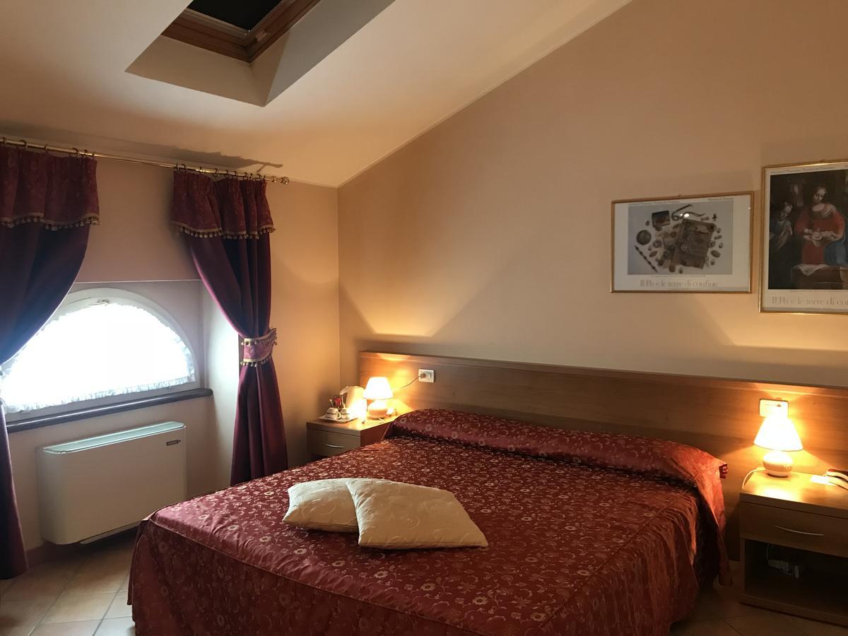 San Giovanni in Croce Locanda Ca' Rossa מראה חיצוני תמונה